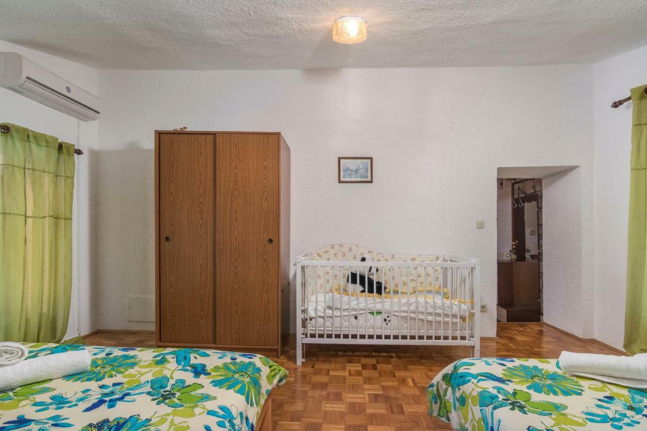 Apartmani Zikovic Пореч Екстериор снимка