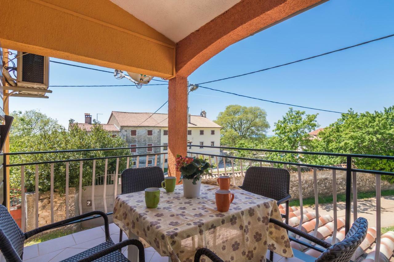 Apartmani Zikovic Пореч Екстериор снимка